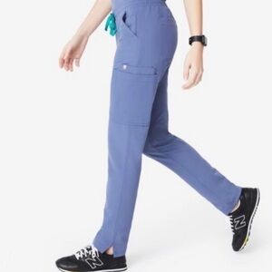 Figs big sky Women's Scrub set